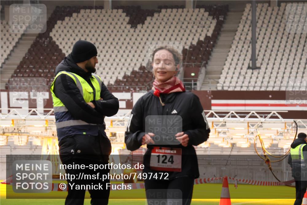 08.12.2024 - St. Pauli X-Mass-Run No. 14 Yannick Fuchs http://msf.ph/oto/7497472 08.12.2024 10:59:32 Ziel 124, 496, 506, 515, 534, 664, 686, 1748, 1842, 1848, 2153 meine-sportfotos.de