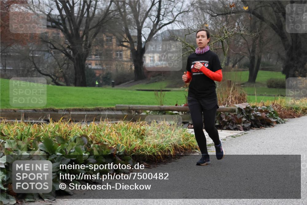 08.12.2024 - St. Pauli X-Mass-Run No. 14 Strokosch-Dieckow http://msf.ph/oto/7500482 08.12.2024 09:38:50 Laufen 2023 meine-sportfotos.de