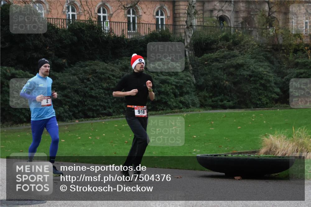 08.12.2024 - St. Pauli X-Mass-Run No. 14 Strokosch-Dieckow http://msf.ph/oto/7504376 08.12.2024 09:36:55 Laufen 2, 918 meine-sportfotos.de