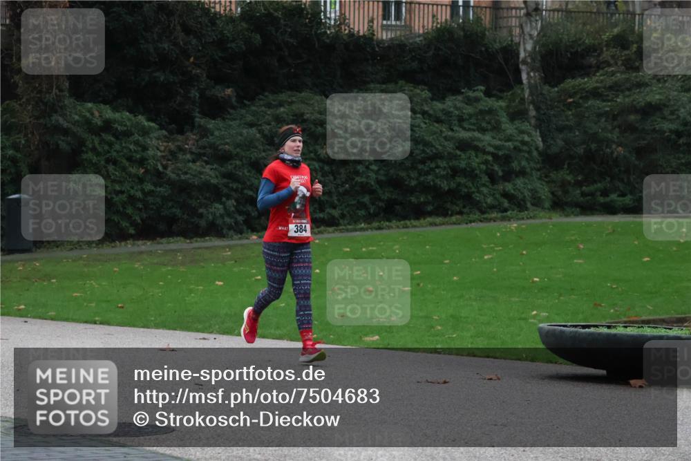 08.12.2024 - St. Pauli X-Mass-Run No. 14 Strokosch-Dieckow http://msf.ph/oto/7504683 08.12.2024 09:38:06 Laufen 384 meine-sportfotos.de