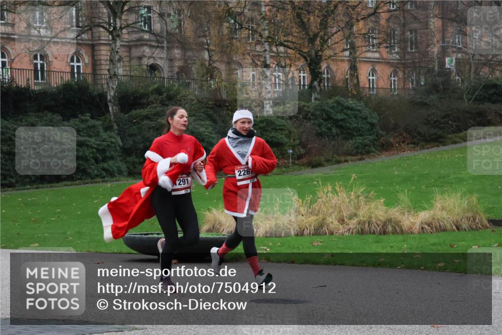 08.12.2024 - St. Pauli X-Mass-Run No. 14 Strokosch-Dieckow http://msf.ph/oto/7504912 08.12.2024 09:38:50 Laufen 291, 1291, 226, 2261 meine-sportfotos.de