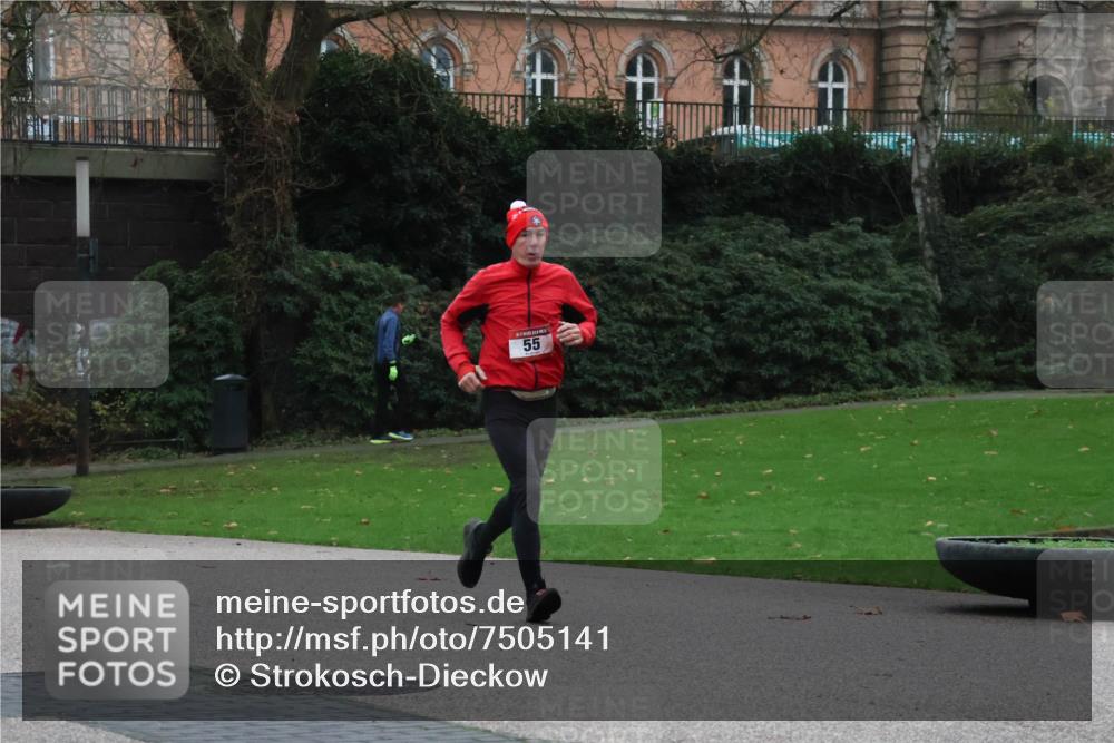 08.12.2024 - St. Pauli X-Mass-Run No. 14 Strokosch-Dieckow http://msf.ph/oto/7505141 08.12.2024 09:39:29 Laufen  meine-sportfotos.de