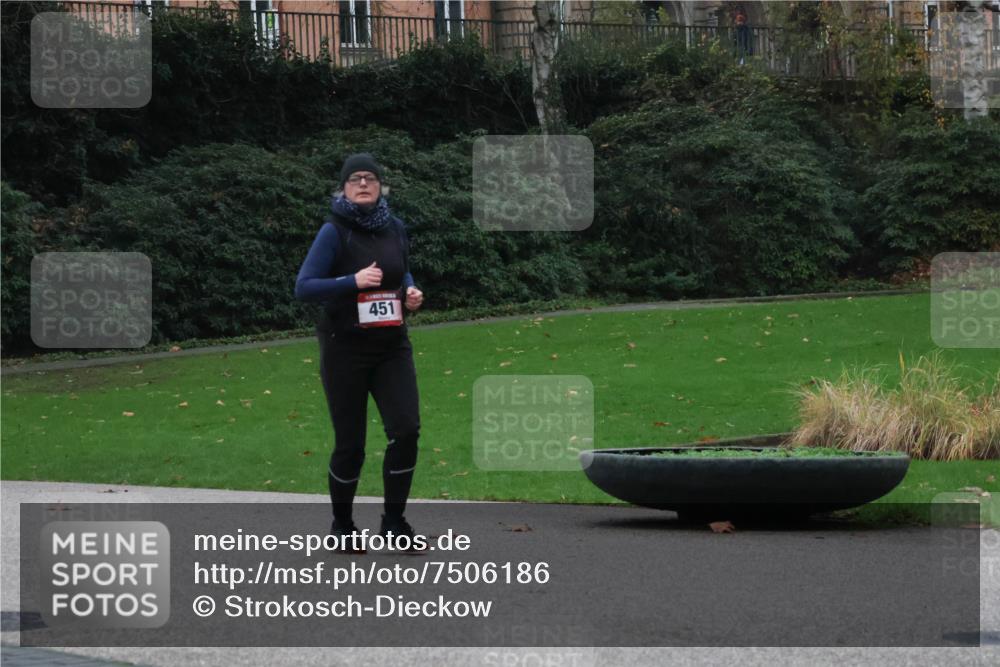 08.12.2024 - St. Pauli X-Mass-Run No. 14 Strokosch-Dieckow http://msf.ph/oto/7506186 08.12.2024 09:42:04 Laufen 451 meine-sportfotos.de