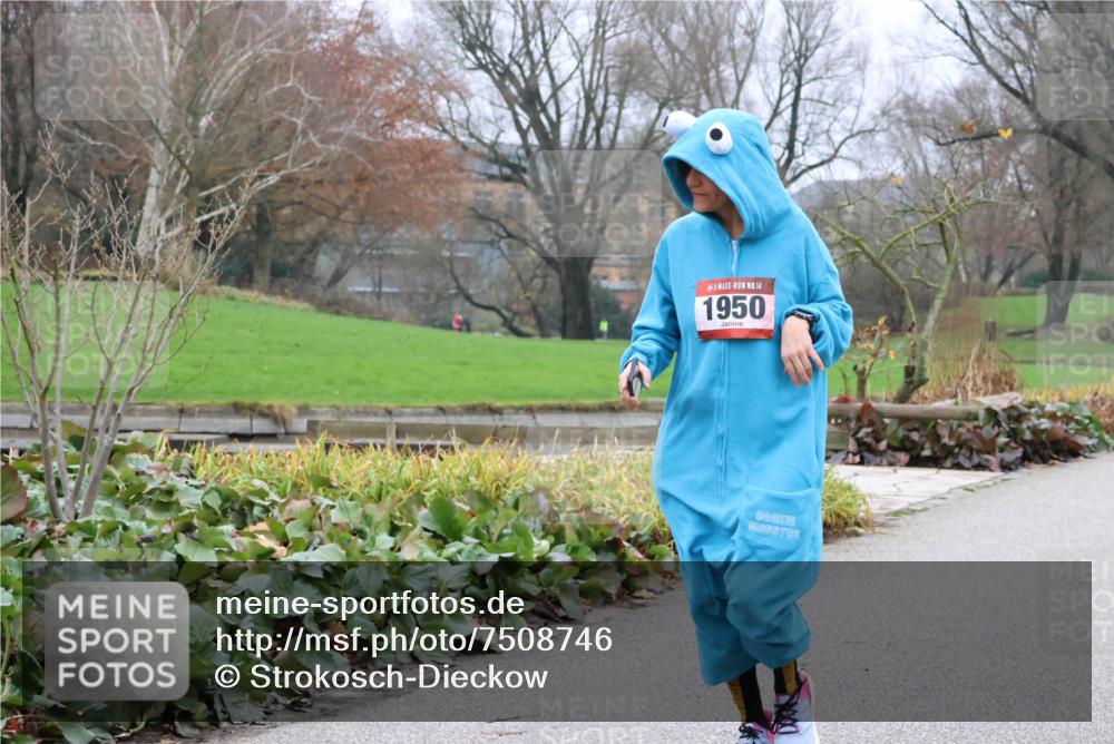 08.12.2024 - St. Pauli X-Mass-Run No. 14 Strokosch-Dieckow http://msf.ph/oto/7508746 08.12.2024 10:57:43 Laufen 14, 1950 meine-sportfotos.de