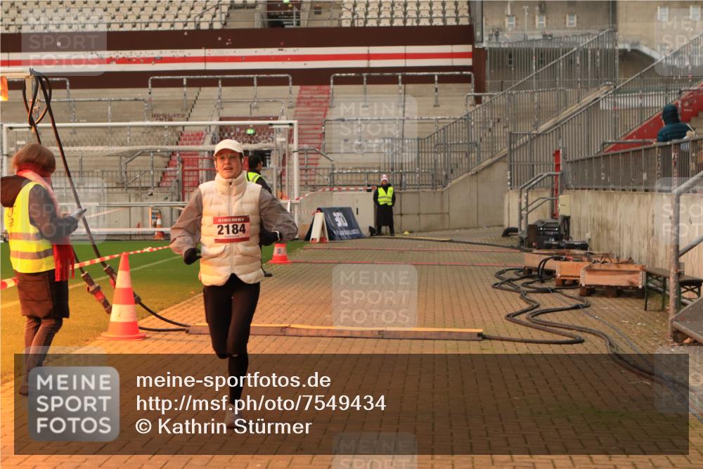 08.12.2024 - St. Pauli X-Mass-Run No. 14 Kathrin Stürmer Photography http://msf.ph/oto/7549434 08.12.2024 10:54:33 Ziel  meine-sportfotos.de