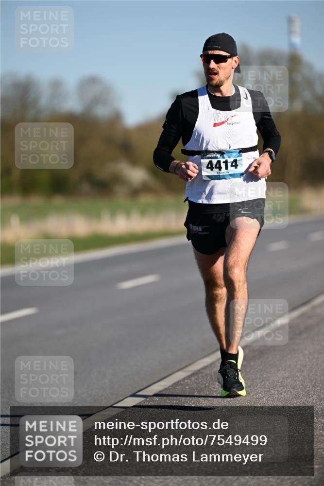 06.04.2025 - 44. Internationalen Wilhelmsburger Insellauf Dr. Thomas Lammeyer http://msf.ph/oto/7549499 06.04.2025 09:17:05 Laufen 4414 meine-sportfotos.de