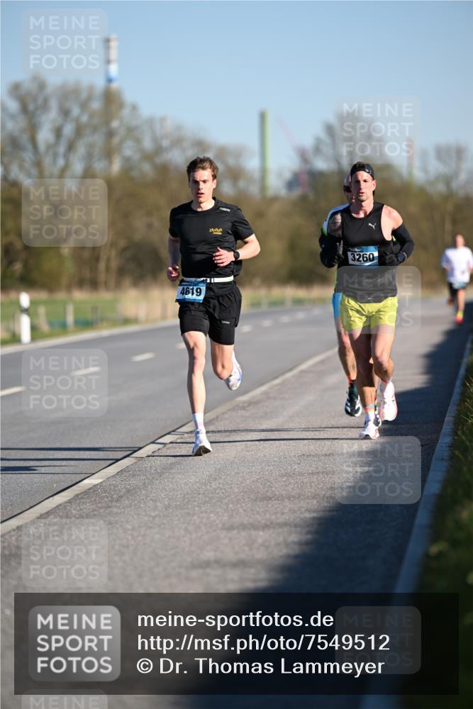 06.04.2025 - 44. Internationalen Wilhelmsburger Insellauf Dr. Thomas Lammeyer http://msf.ph/oto/7549512 06.04.2025 09:17:21 Laufen 4619, 3260 meine-sportfotos.de