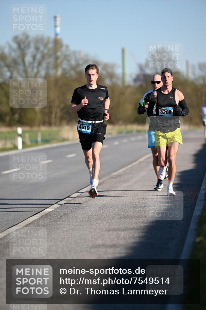 06.04.2025 - 44. Internationalen Wilhelmsburger Insellauf Dr. Thomas Lammeyer http://msf.ph/oto/7549514 06.04.2025 09:17:21 Laufen 4619, 3260 meine-sportfotos.de