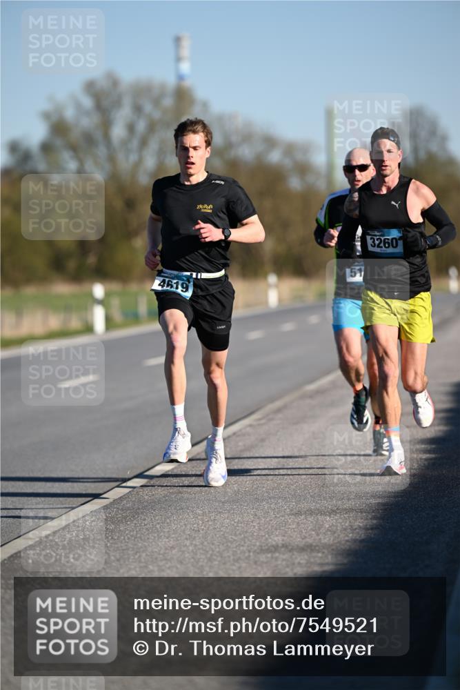 06.04.2025 - 44. Internationalen Wilhelmsburger Insellauf Dr. Thomas Lammeyer http://msf.ph/oto/7549521 06.04.2025 09:17:22 Laufen 4619, 3260 meine-sportfotos.de