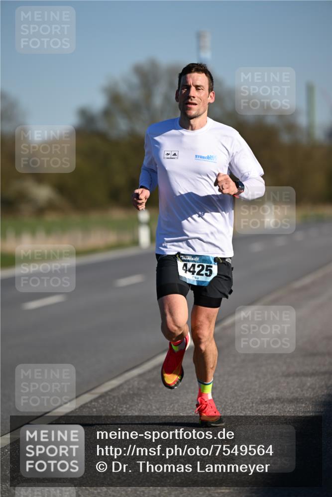 06.04.2025 - 44. Internationalen Wilhelmsburger Insellauf Dr. Thomas Lammeyer http://msf.ph/oto/7549564 06.04.2025 09:17:36 Laufen 4425 meine-sportfotos.de