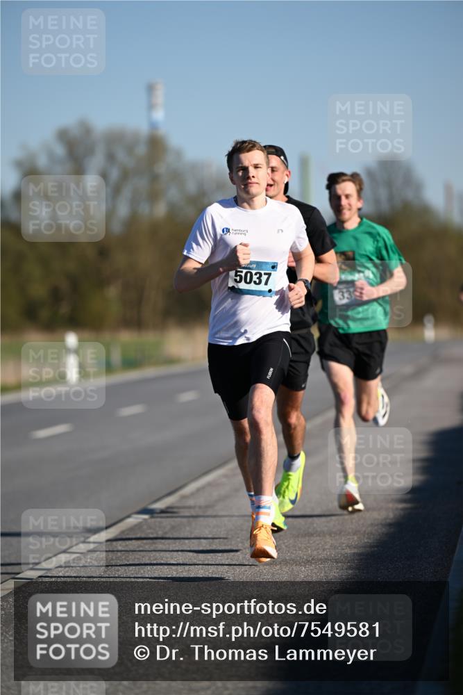 06.04.2025 - 44. Internationalen Wilhelmsburger Insellauf Dr. Thomas Lammeyer http://msf.ph/oto/7549581 06.04.2025 09:18:00 Laufen 5037 meine-sportfotos.de