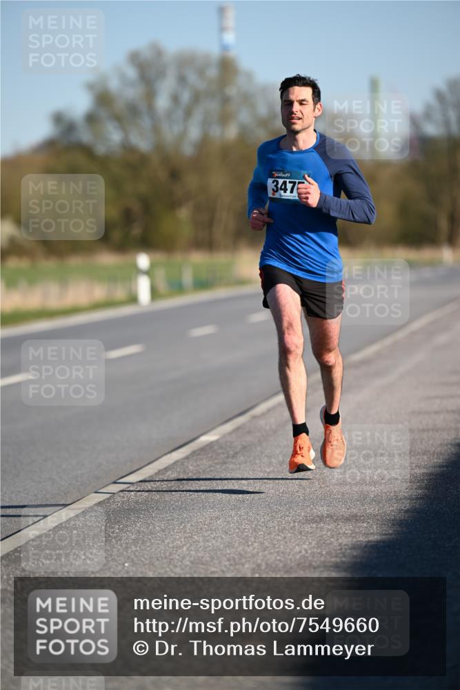 06.04.2025 - 44. Internationalen Wilhelmsburger Insellauf Dr. Thomas Lammeyer http://msf.ph/oto/7549660 06.04.2025 09:18:40 Laufen 3472 meine-sportfotos.de
