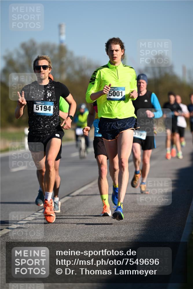 06.04.2025 - 44. Internationalen Wilhelmsburger Insellauf Dr. Thomas Lammeyer http://msf.ph/oto/7549696 06.04.2025 09:18:59 Laufen 5194, 5001 meine-sportfotos.de