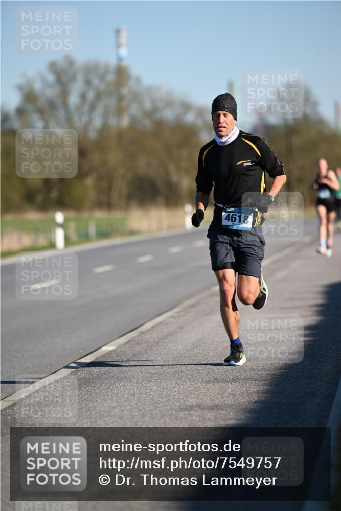 06.04.2025 - 44. Internationalen Wilhelmsburger Insellauf Dr. Thomas Lammeyer http://msf.ph/oto/7549757 06.04.2025 09:19:10 Laufen 4618 meine-sportfotos.de