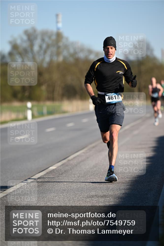 06.04.2025 - 44. Internationalen Wilhelmsburger Insellauf Dr. Thomas Lammeyer http://msf.ph/oto/7549759 06.04.2025 09:19:11 Laufen 4618 meine-sportfotos.de