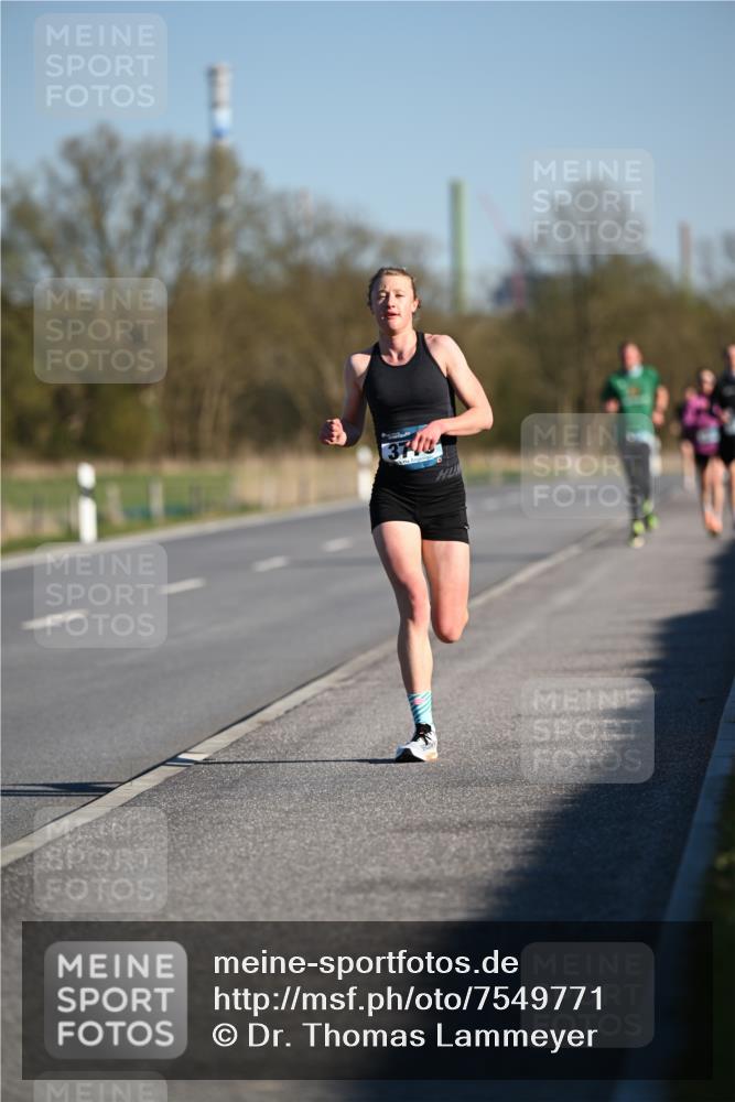 06.04.2025 - 44. Internationalen Wilhelmsburger Insellauf Dr. Thomas Lammeyer http://msf.ph/oto/7549771 06.04.2025 09:19:18 Laufen 3, 37, 0 meine-sportfotos.de