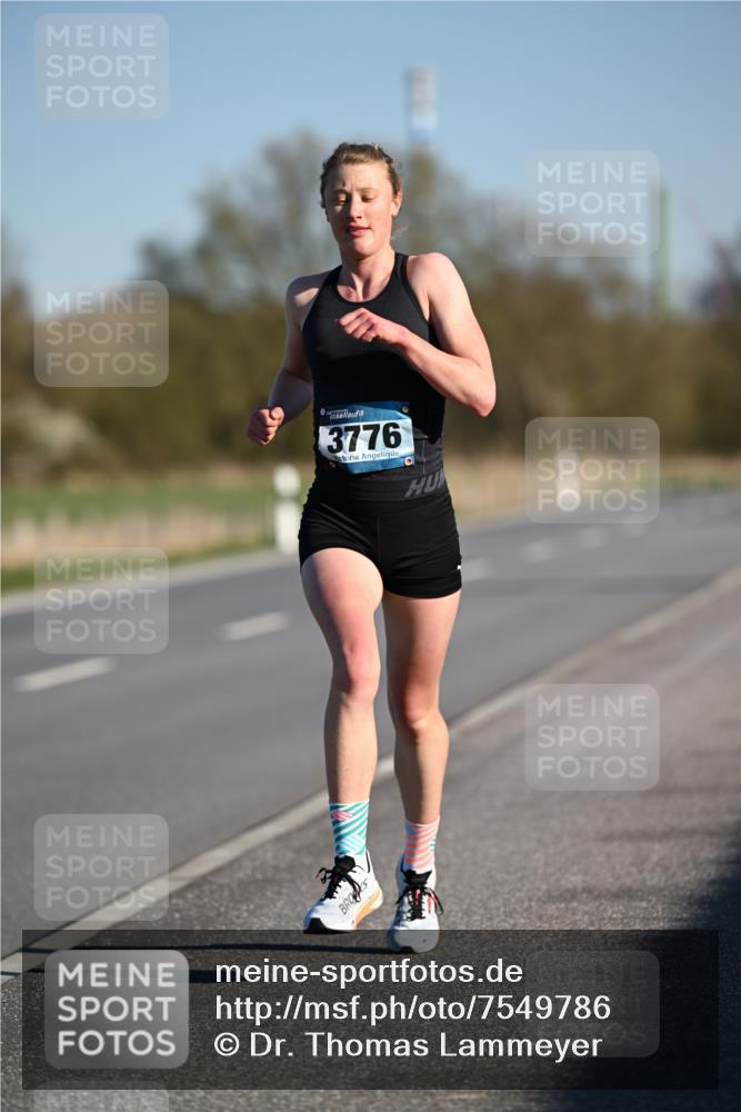 06.04.2025 - 44. Internationalen Wilhelmsburger Insellauf Dr. Thomas Lammeyer http://msf.ph/oto/7549786 06.04.2025 09:19:20 Laufen 3776 meine-sportfotos.de
