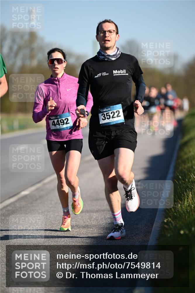 06.04.2025 - 44. Internationalen Wilhelmsburger Insellauf Dr. Thomas Lammeyer http://msf.ph/oto/7549814 06.04.2025 09:19:29 Laufen 4492, 3522 meine-sportfotos.de