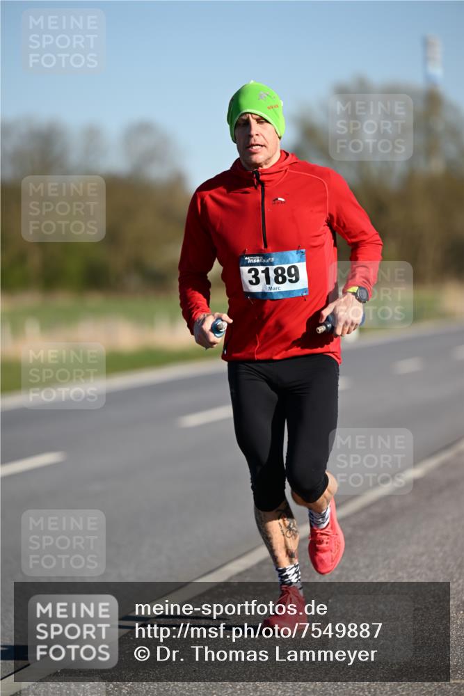 06.04.2025 - 44. Internationalen Wilhelmsburger Insellauf Dr. Thomas Lammeyer http://msf.ph/oto/7549887 06.04.2025 09:19:48 Laufen 3189 meine-sportfotos.de