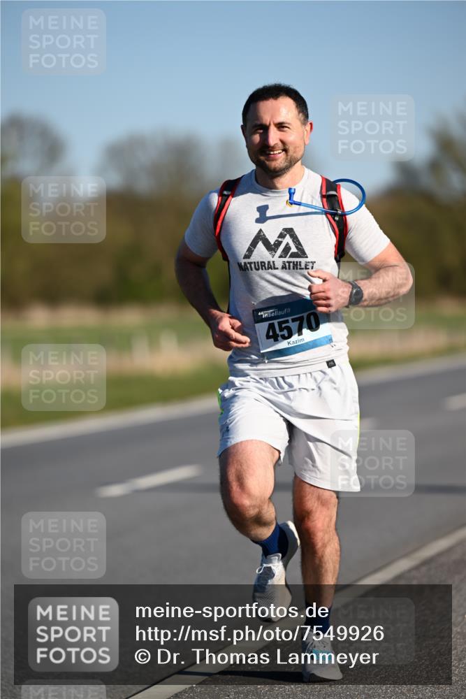 06.04.2025 - 44. Internationalen Wilhelmsburger Insellauf Dr. Thomas Lammeyer http://msf.ph/oto/7549926 06.04.2025 09:20:06 Laufen 4570 meine-sportfotos.de