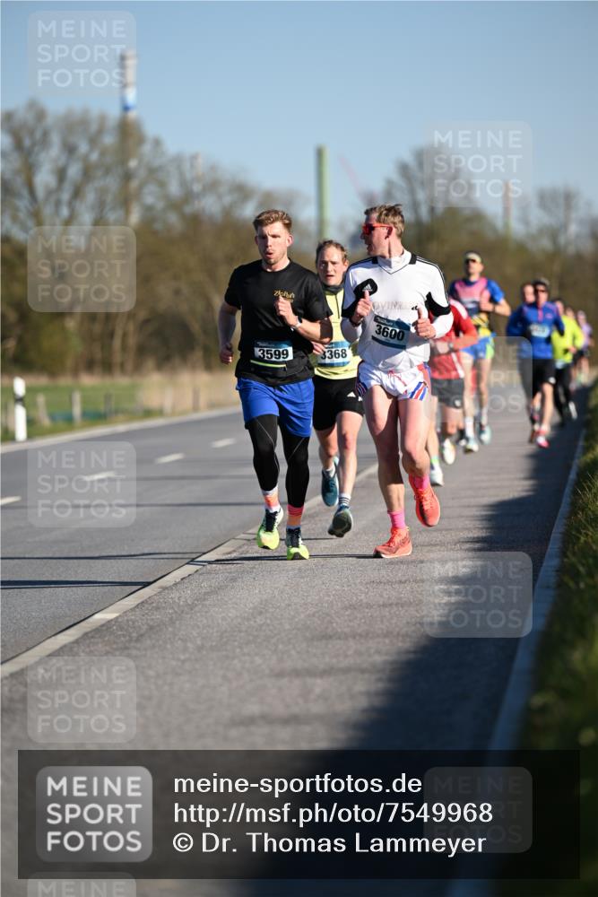 06.04.2025 - 44. Internationalen Wilhelmsburger Insellauf Dr. Thomas Lammeyer http://msf.ph/oto/7549968 06.04.2025 09:20:17 Laufen  meine-sportfotos.de