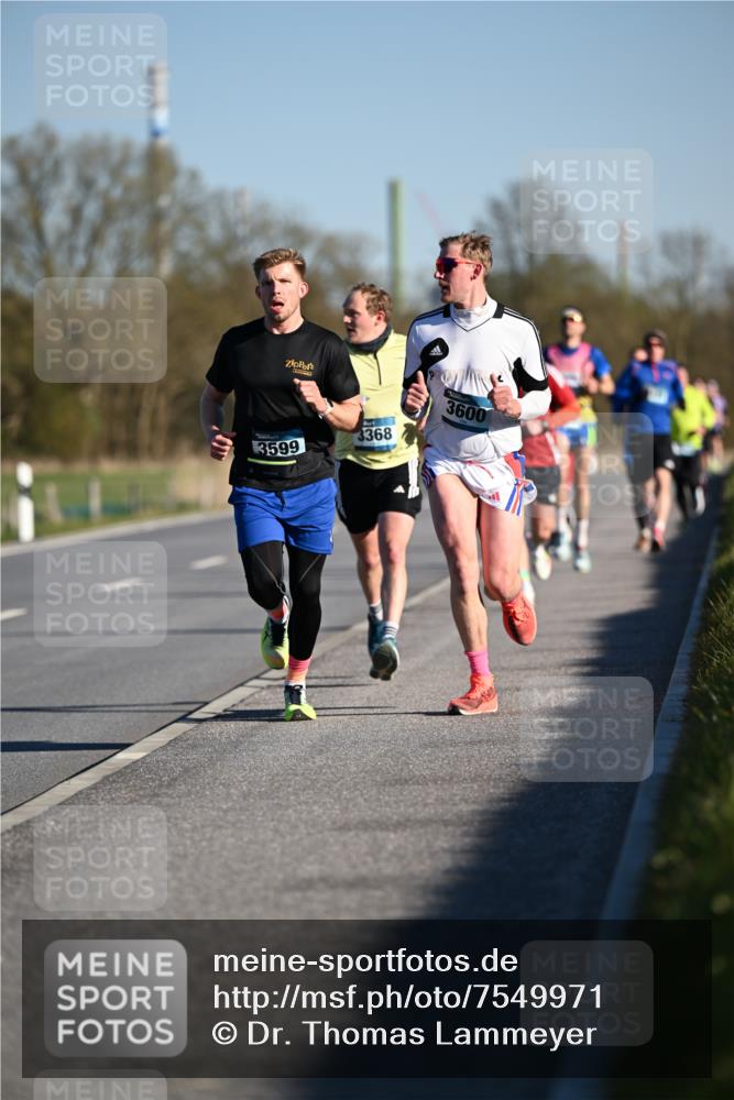 06.04.2025 - 44. Internationalen Wilhelmsburger Insellauf Dr. Thomas Lammeyer http://msf.ph/oto/7549971 06.04.2025 09:20:18 Laufen  meine-sportfotos.de