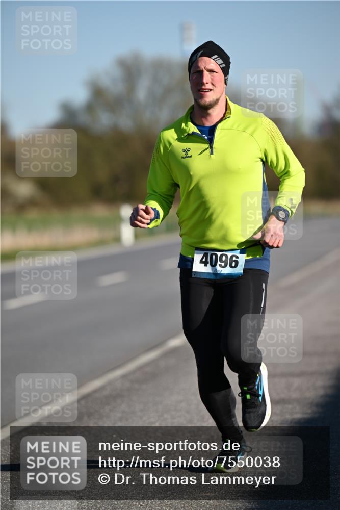 06.04.2025 - 44. Internationalen Wilhelmsburger Insellauf Dr. Thomas Lammeyer http://msf.ph/oto/7550038 06.04.2025 09:20:31 Laufen 4096 meine-sportfotos.de