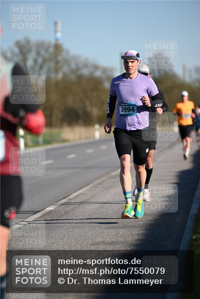 06.04.2025 - 44. Internationalen Wilhelmsburger Insellauf Dr. Thomas Lammeyer http://msf.ph/oto/7550079 06.04.2025 09:20:46 Laufen 3994 meine-sportfotos.de