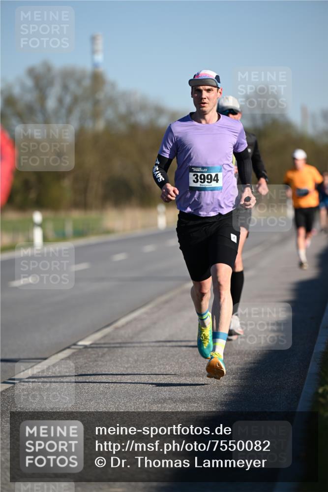 06.04.2025 - 44. Internationalen Wilhelmsburger Insellauf Dr. Thomas Lammeyer http://msf.ph/oto/7550082 06.04.2025 09:20:46 Laufen 3994 meine-sportfotos.de