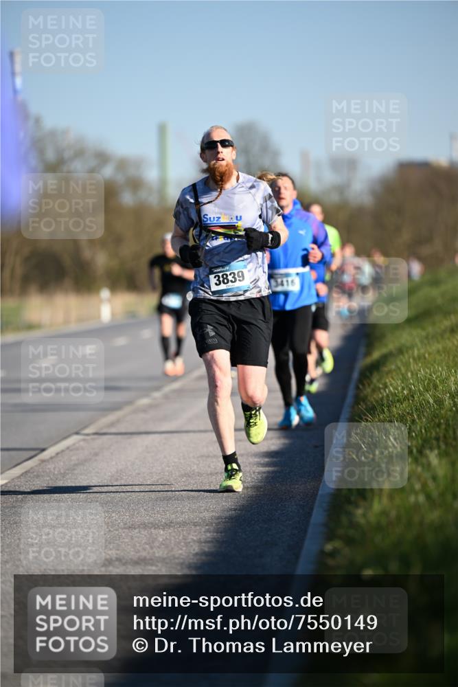 06.04.2025 - 44. Internationalen Wilhelmsburger Insellauf Dr. Thomas Lammeyer http://msf.ph/oto/7550149 06.04.2025 09:21:06 Laufen 3839, 3416 meine-sportfotos.de