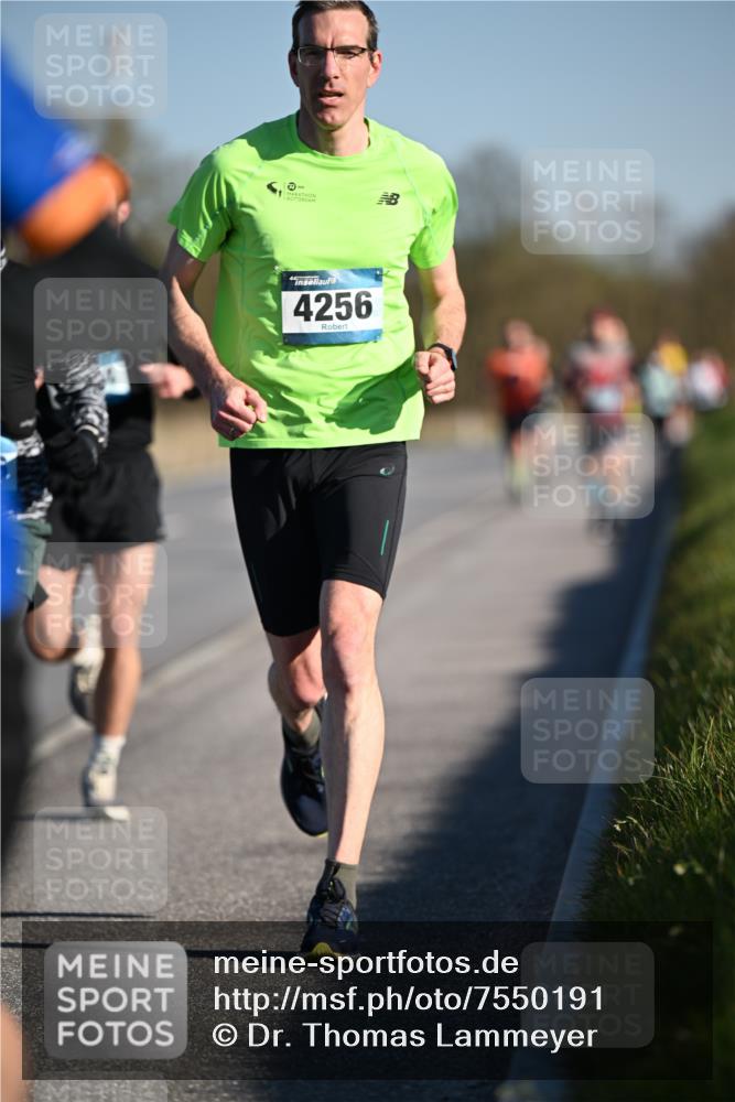 06.04.2025 - 44. Internationalen Wilhelmsburger Insellauf Dr. Thomas Lammeyer http://msf.ph/oto/7550191 06.04.2025 09:21:14 Laufen 4256 meine-sportfotos.de