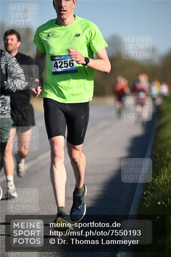 06.04.2025 - 44. Internationalen Wilhelmsburger Insellauf Dr. Thomas Lammeyer http://msf.ph/oto/7550193 06.04.2025 09:21:14 Laufen 44, 4256 meine-sportfotos.de