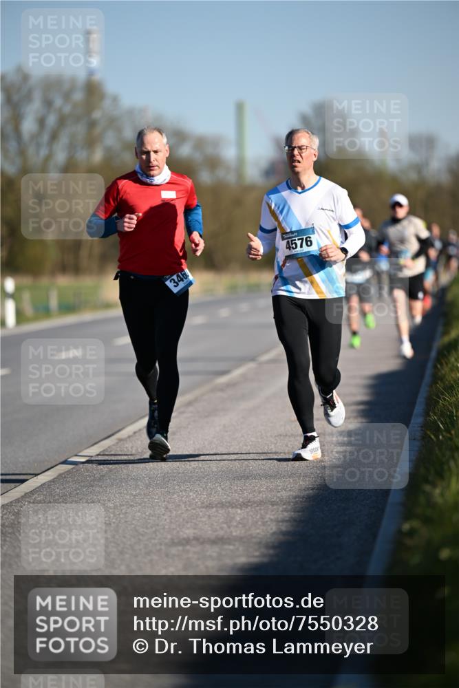 06.04.2025 - 44. Internationalen Wilhelmsburger Insellauf Dr. Thomas Lammeyer http://msf.ph/oto/7550328 06.04.2025 09:21:48 Laufen 3460, 4576 meine-sportfotos.de