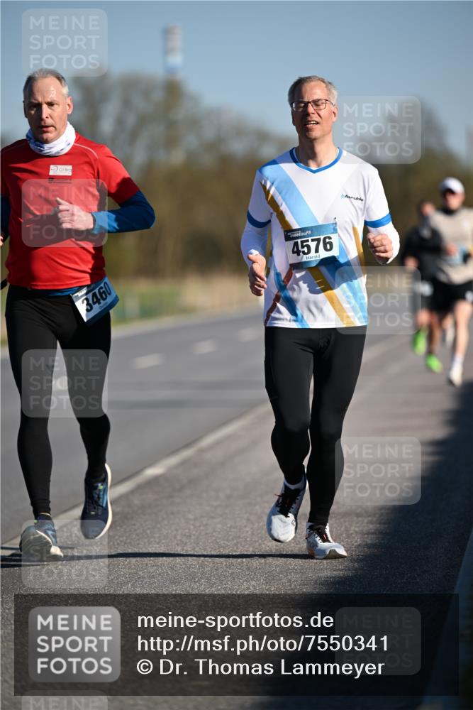 06.04.2025 - 44. Internationalen Wilhelmsburger Insellauf Dr. Thomas Lammeyer http://msf.ph/oto/7550341 06.04.2025 09:21:50 Laufen 3460, 4576 meine-sportfotos.de