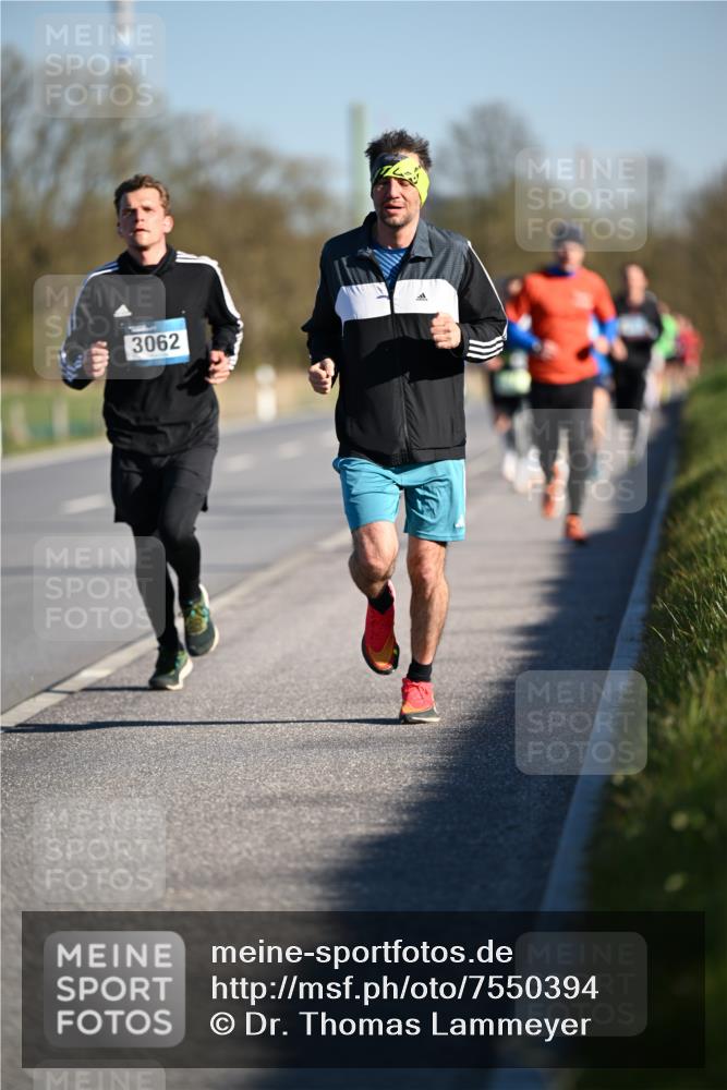 06.04.2025 - 44. Internationalen Wilhelmsburger Insellauf Dr. Thomas Lammeyer http://msf.ph/oto/7550394 06.04.2025 09:22:01 Laufen 3062 meine-sportfotos.de