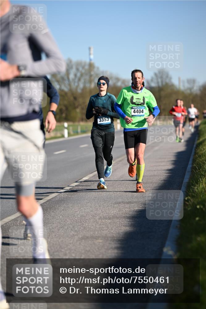 06.04.2025 - 44. Internationalen Wilhelmsburger Insellauf Dr. Thomas Lammeyer http://msf.ph/oto/7550461 06.04.2025 09:22:25 Laufen 3353, 4404 meine-sportfotos.de