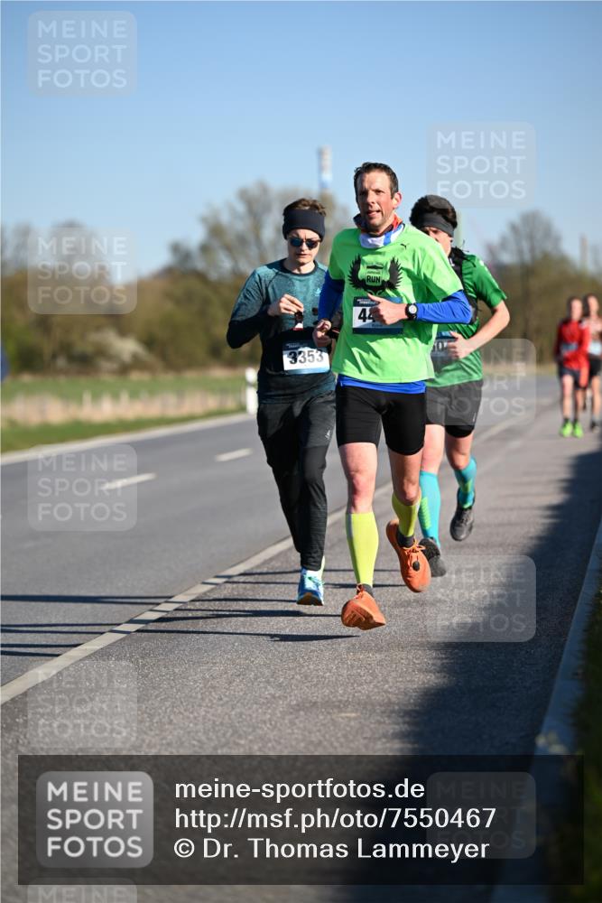 06.04.2025 - 44. Internationalen Wilhelmsburger Insellauf Dr. Thomas Lammeyer http://msf.ph/oto/7550467 06.04.2025 09:22:26 Laufen 3353, 44 meine-sportfotos.de