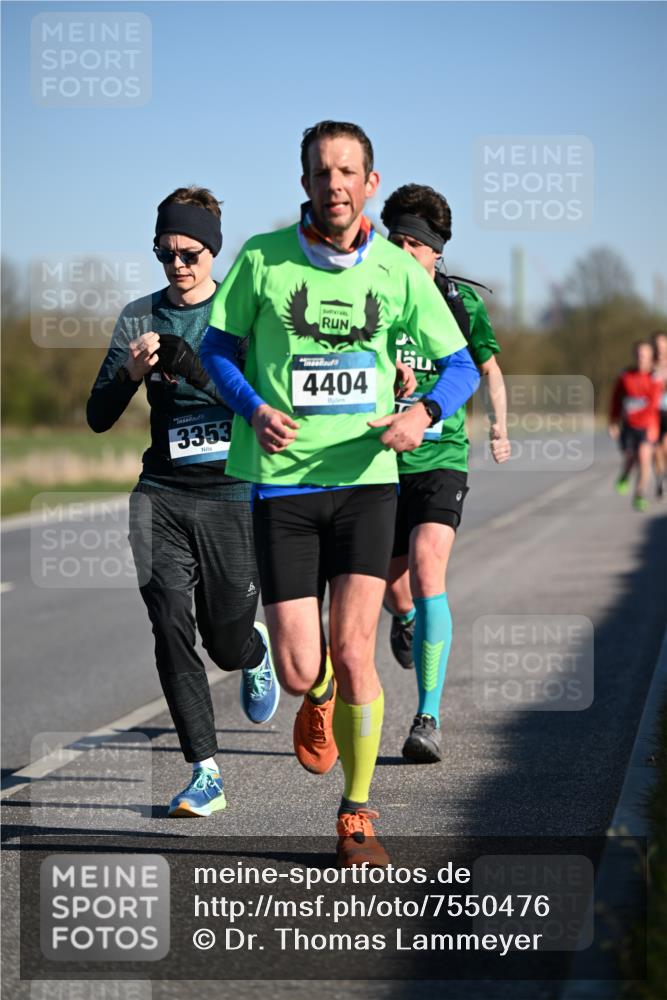 06.04.2025 - 44. Internationalen Wilhelmsburger Insellauf Dr. Thomas Lammeyer http://msf.ph/oto/7550476 06.04.2025 09:22:27 Laufen 3353, 4404 meine-sportfotos.de