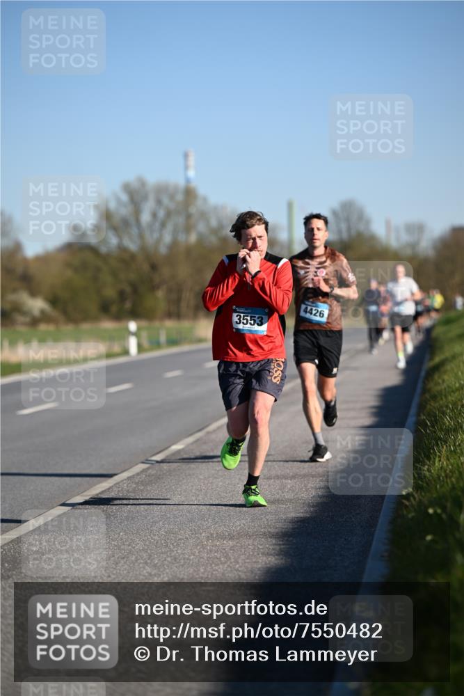06.04.2025 - 44. Internationalen Wilhelmsburger Insellauf Dr. Thomas Lammeyer http://msf.ph/oto/7550482 06.04.2025 09:22:33 Laufen 3553, 4426 meine-sportfotos.de