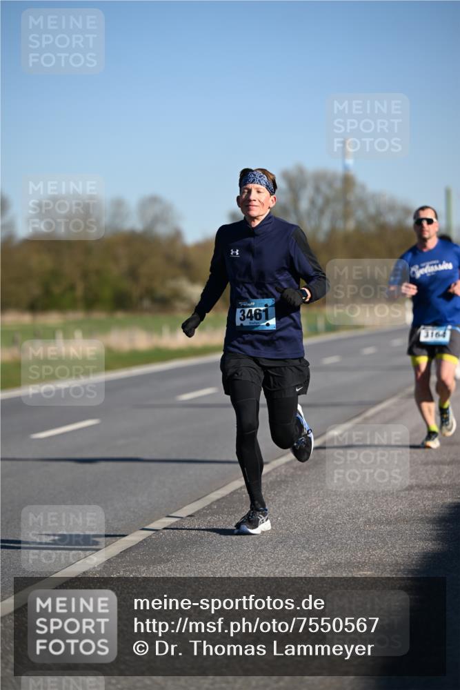 06.04.2025 - 44. Internationalen Wilhelmsburger Insellauf Dr. Thomas Lammeyer http://msf.ph/oto/7550567 06.04.2025 09:22:46 Laufen 3461, 3164 meine-sportfotos.de
