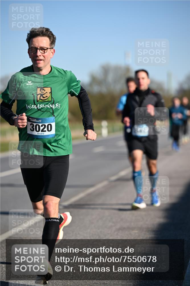 06.04.2025 - 44. Internationalen Wilhelmsburger Insellauf Dr. Thomas Lammeyer http://msf.ph/oto/7550678 06.04.2025 09:22:58 Laufen 3020 meine-sportfotos.de