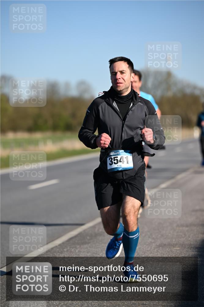 06.04.2025 - 44. Internationalen Wilhelmsburger Insellauf Dr. Thomas Lammeyer http://msf.ph/oto/7550695 06.04.2025 09:23:00 Laufen 3541 meine-sportfotos.de