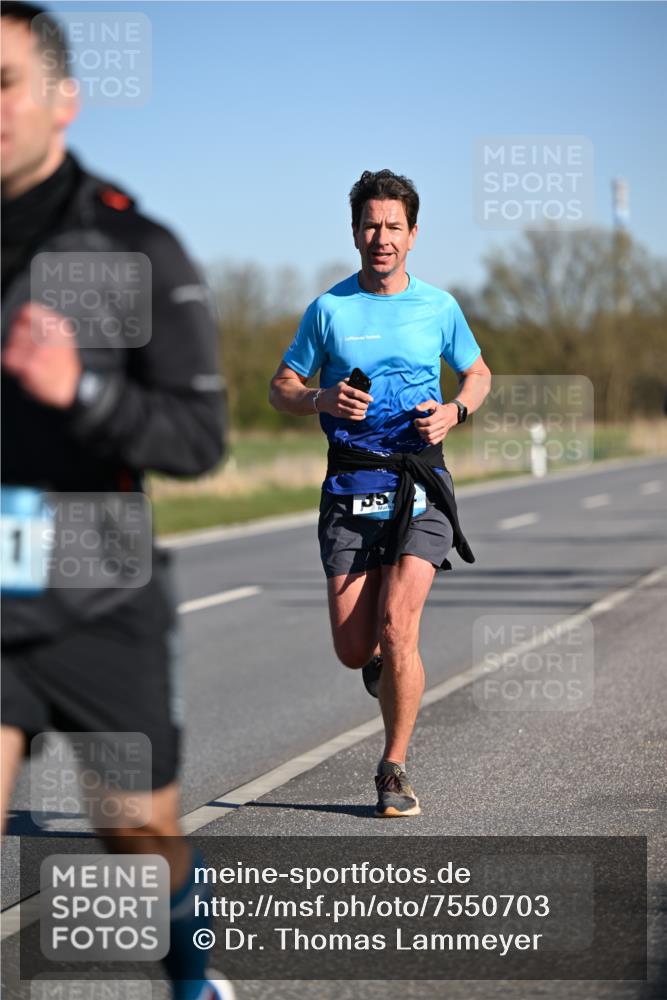 06.04.2025 - 44. Internationalen Wilhelmsburger Insellauf Dr. Thomas Lammeyer http://msf.ph/oto/7550703 06.04.2025 09:23:01 Laufen  meine-sportfotos.de