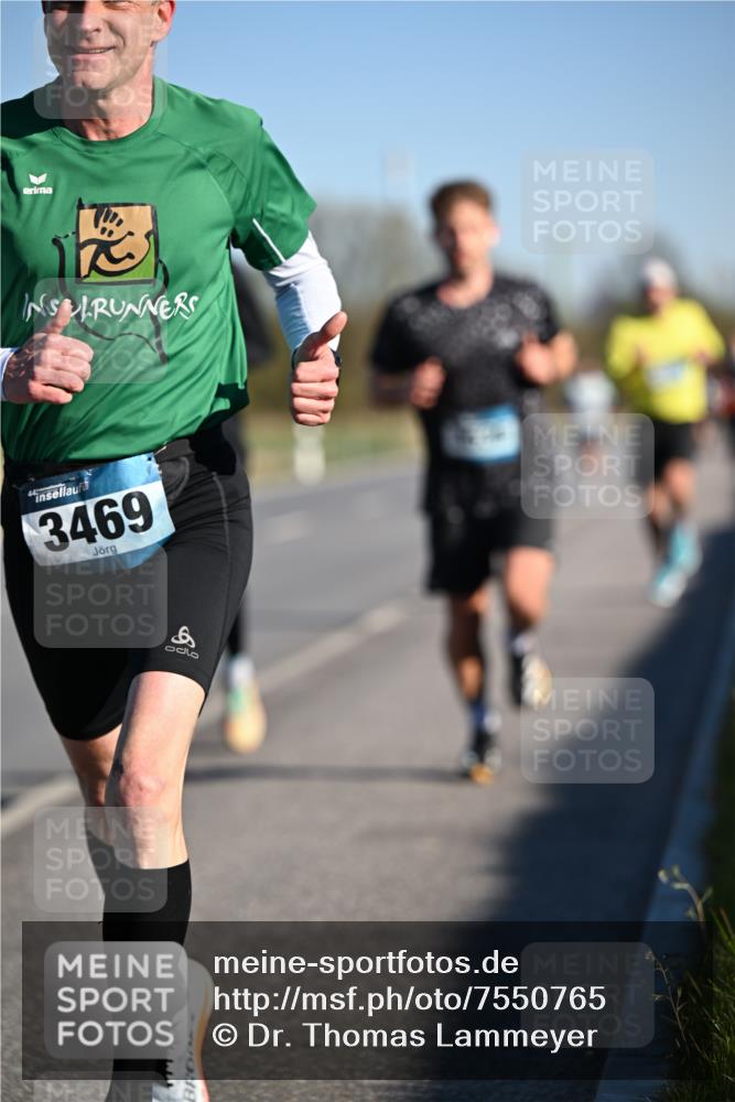 06.04.2025 - 44. Internationalen Wilhelmsburger Insellauf Dr. Thomas Lammeyer http://msf.ph/oto/7550765 06.04.2025 09:23:06 Laufen 3469, 8, 0000 meine-sportfotos.de