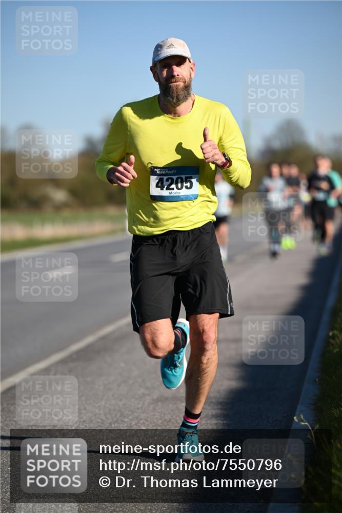 06.04.2025 - 44. Internationalen Wilhelmsburger Insellauf Dr. Thomas Lammeyer http://msf.ph/oto/7550796 06.04.2025 09:23:10 Laufen 4205 meine-sportfotos.de