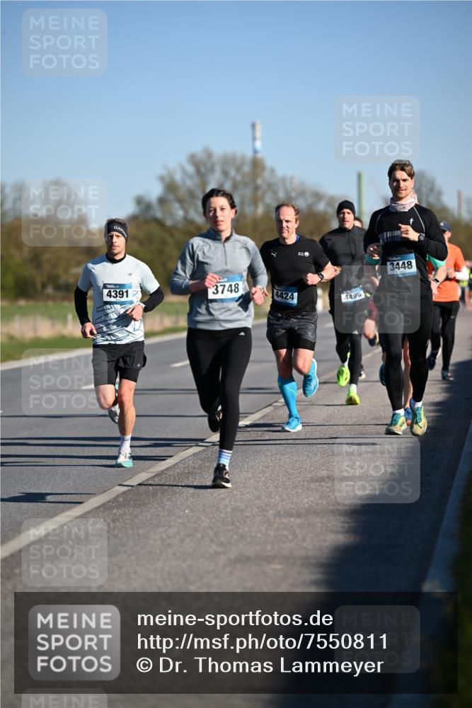 06.04.2025 - 44. Internationalen Wilhelmsburger Insellauf Dr. Thomas Lammeyer http://msf.ph/oto/7550811 06.04.2025 09:23:15 Laufen 4391, 3748, 0, 4424, 4496, 3448 meine-sportfotos.de