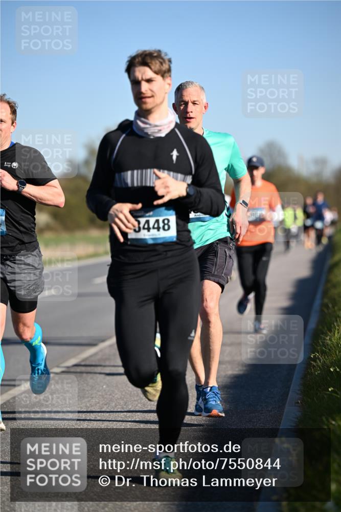 06.04.2025 - 44. Internationalen Wilhelmsburger Insellauf Dr. Thomas Lammeyer http://msf.ph/oto/7550844 06.04.2025 09:23:18 Laufen 3448 meine-sportfotos.de