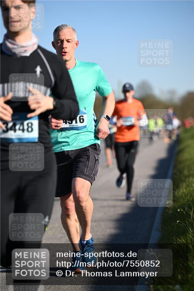 06.04.2025 - 44. Internationalen Wilhelmsburger Insellauf Dr. Thomas Lammeyer http://msf.ph/oto/7550852 06.04.2025 09:23:19 Laufen 3448, 4316 meine-sportfotos.de