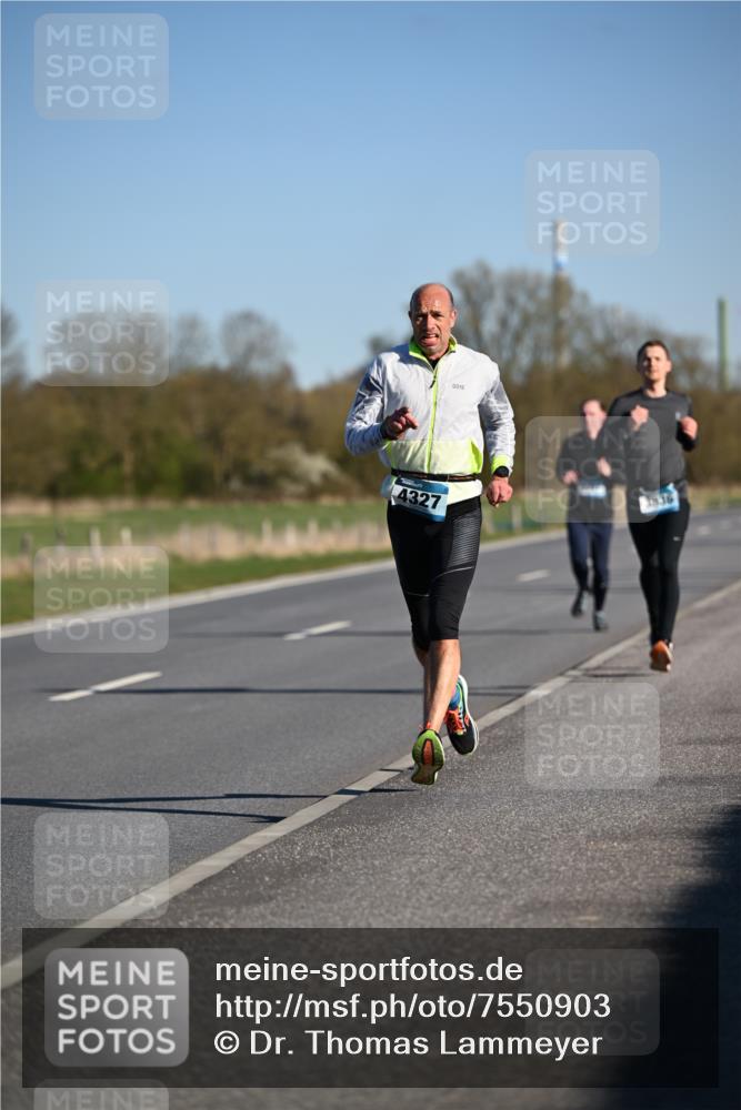 06.04.2025 - 44. Internationalen Wilhelmsburger Insellauf Dr. Thomas Lammeyer http://msf.ph/oto/7550903 06.04.2025 09:23:23 Laufen 4327 meine-sportfotos.de