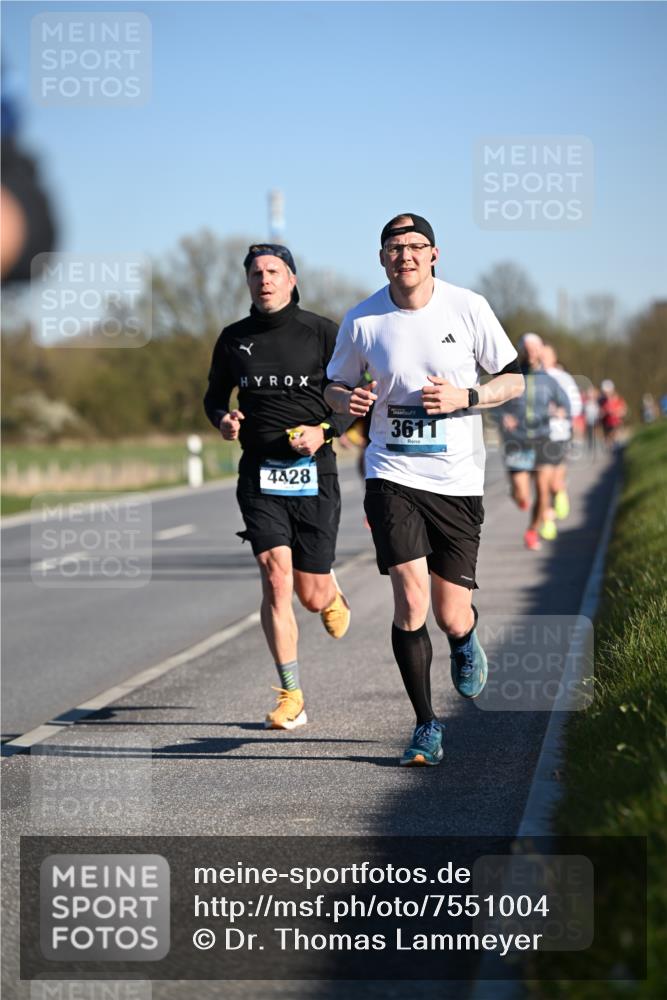 06.04.2025 - 44. Internationalen Wilhelmsburger Insellauf Dr. Thomas Lammeyer http://msf.ph/oto/7551004 06.04.2025 09:23:34 Laufen 4428, 3611 meine-sportfotos.de